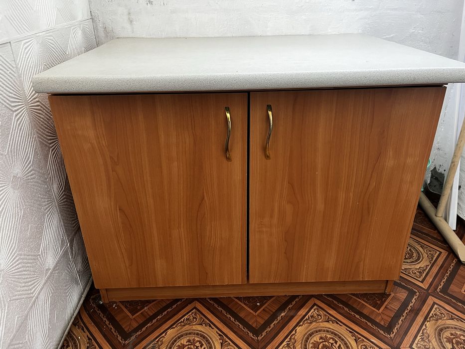 Продам шкаф- тумбочка