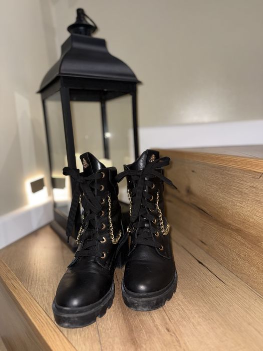 Боти есестмена кожа