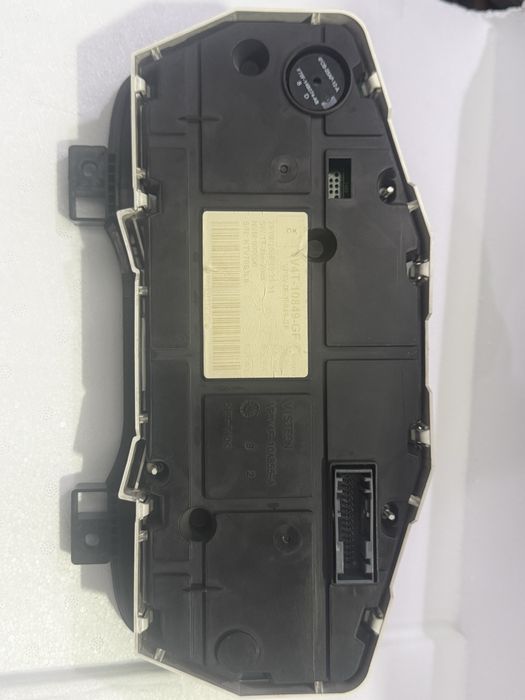 Ceasuri bord ford focus 2 facelift cod 8VT-10849-GF