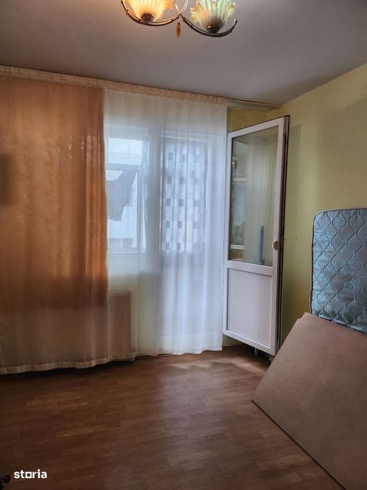 Apartament 3 camere, balcon, Republicii, Bacău