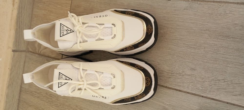 оригинални сникърси guess