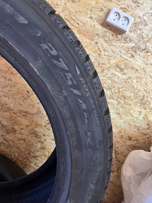 Шины Pirelli Ice Zero 275/45/21