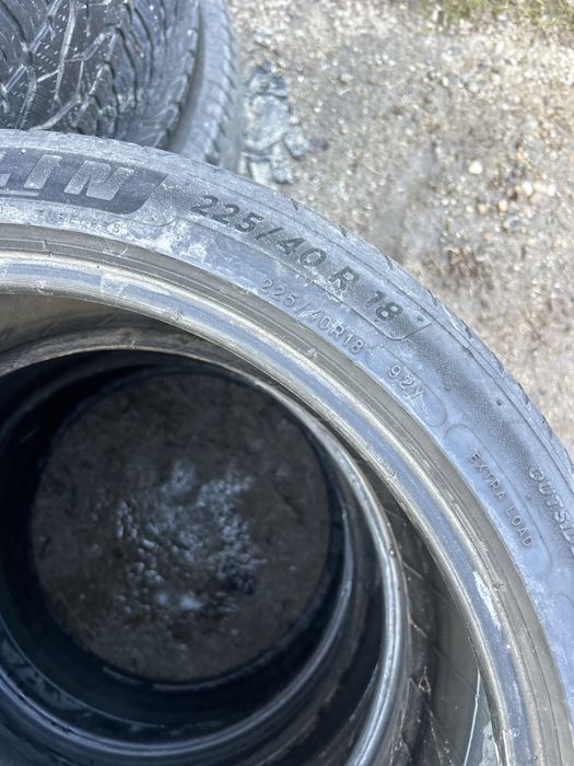 225 40 18 MIchelin primacy 4