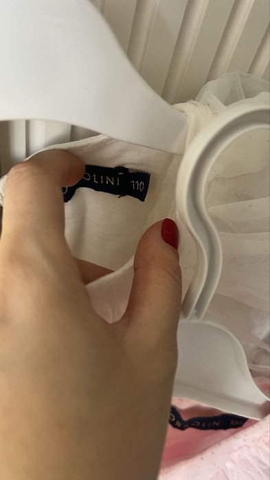 Продам белое пышное платье на девочку