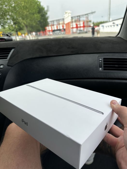 Продам ipad 2021
