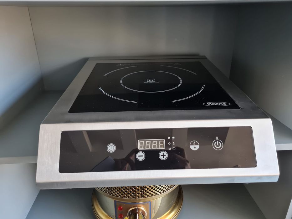 Plită inducție profesională electrică XL cu un arazător