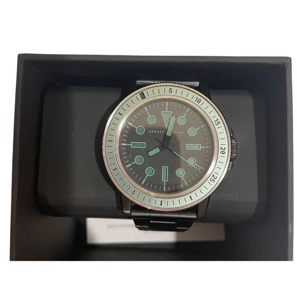 Продам часы Armani AX1858