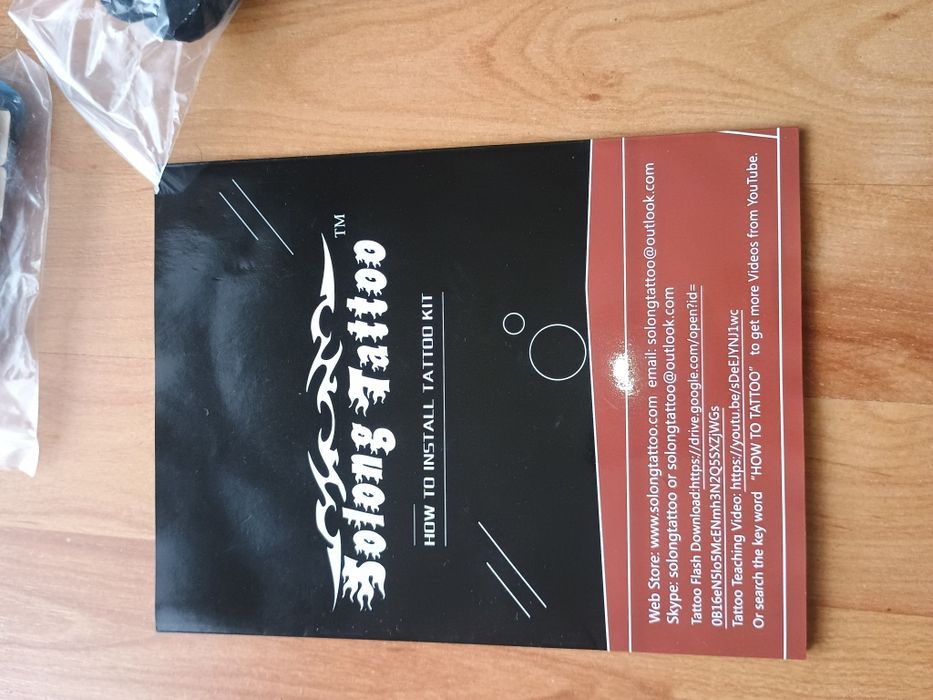 Vând set pt tatuat.