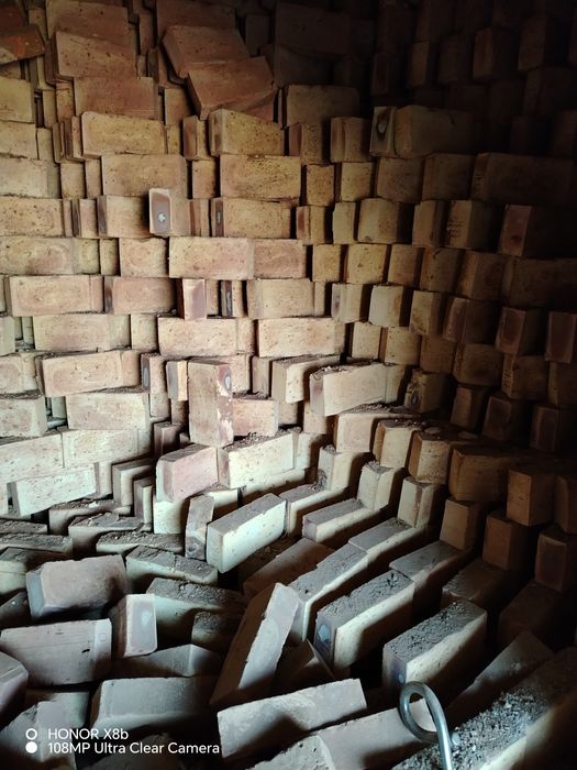 Rishton sifatli ğishtlari,cheklanmagan miqdorda,