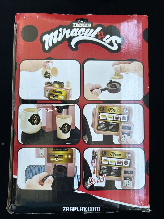 Miraculous Калинката и Котарака Кафе Париж Patisserie