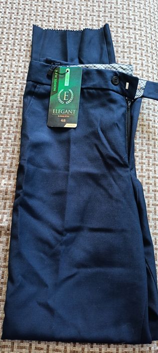 Школьные брюки  новые