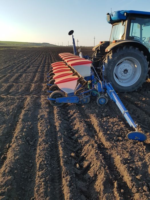 Vând semănătoare SPP 6df!