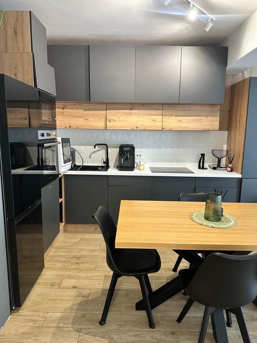 Inchiriez apartament Prima Arena