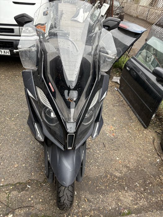 Kymco DownTown 350i на части