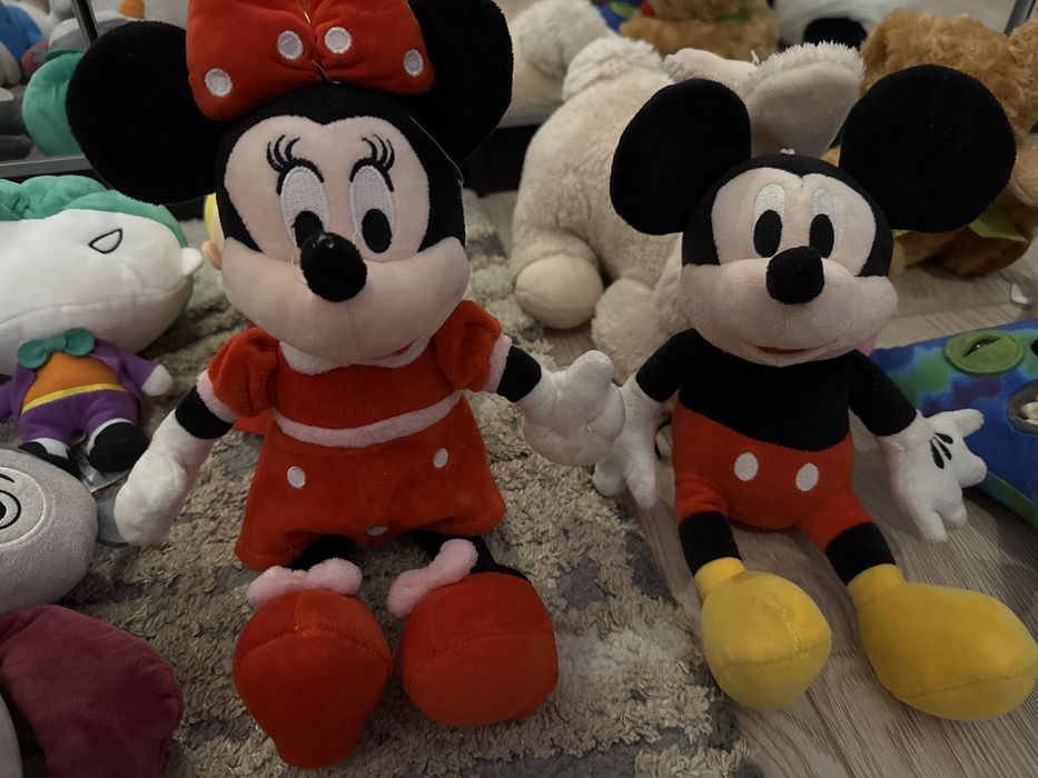 Lot super eroi/mickey/minnie/plusuri ikea si lupilu