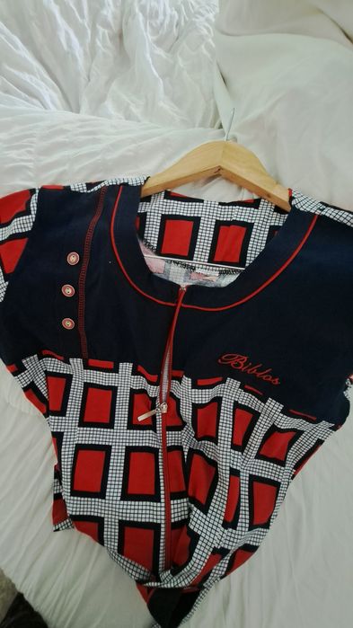 Caciula   Blana " Capot Fermoar'