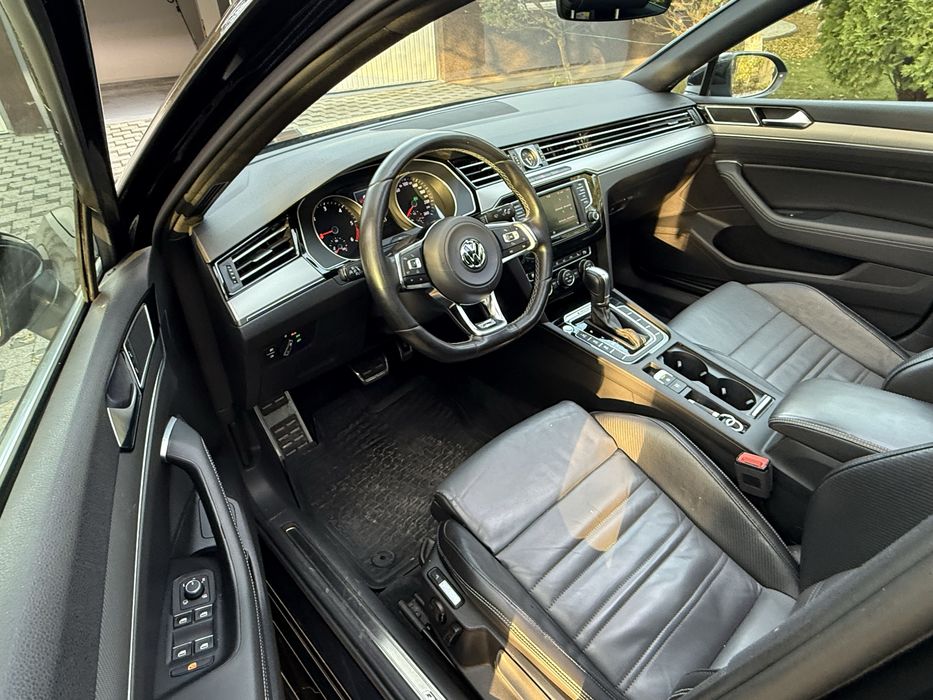 Vand vw passat 240 cp R line