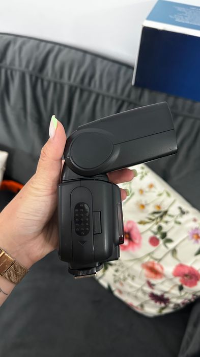 Blitz Godox TT685II-C Thinklite TTL pentru Canon + husă originală Godox