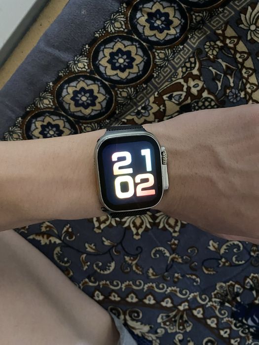Smart watch sotiladi