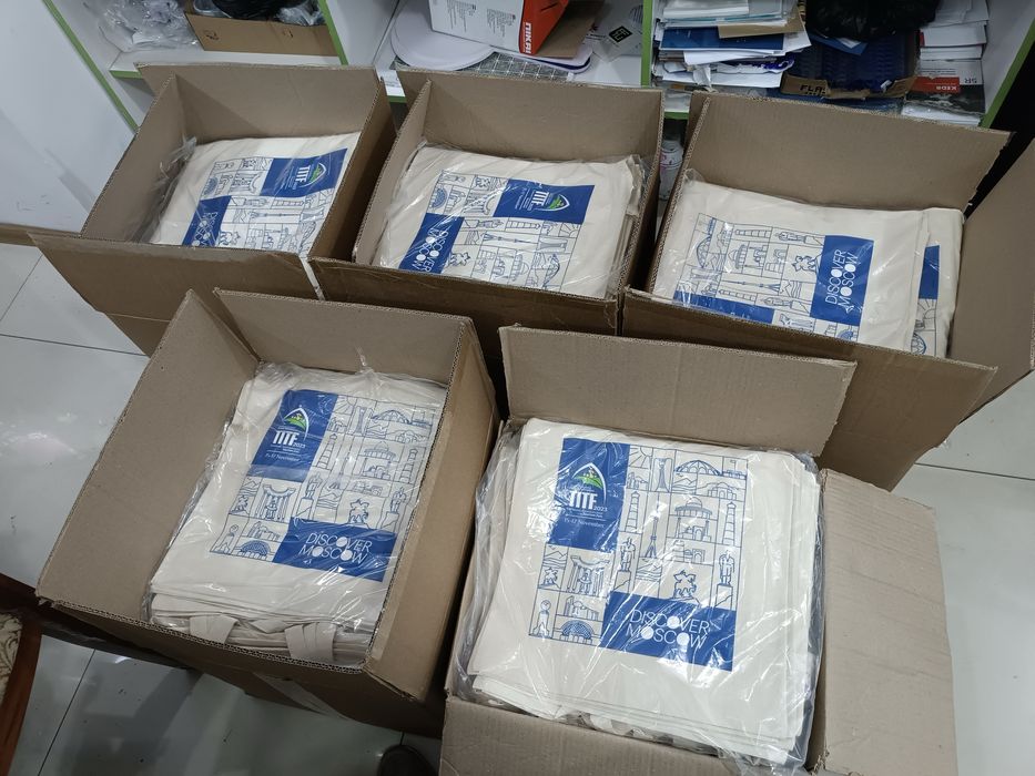 Futbolka kepka ruchka bloknot pechat