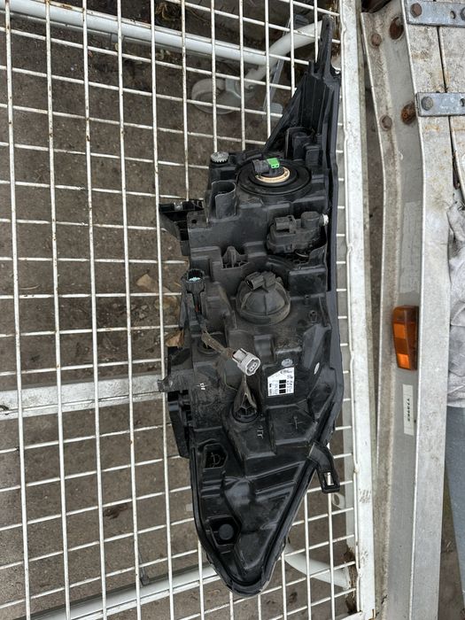 Nissan Qashqai ляв фар 2014-2017