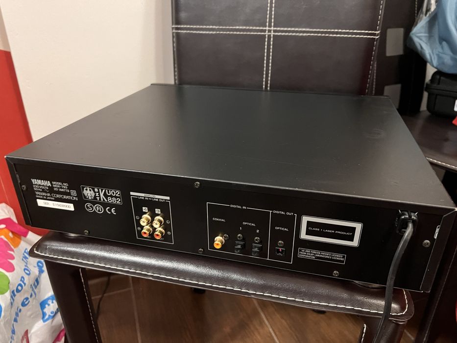 Yamaha MDX-793 = Natural Sound MiniDisk Recorder (cap de serie)