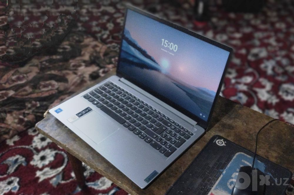 LENOVO Noutbuk sotiladi