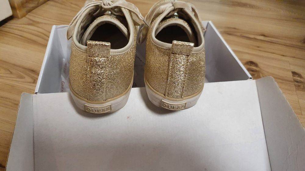 Tenisi Guess originali