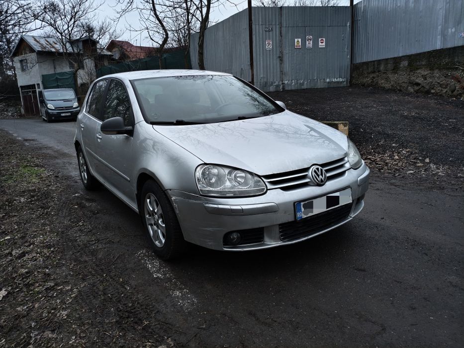 Volkswagen Golf 5 Benzina