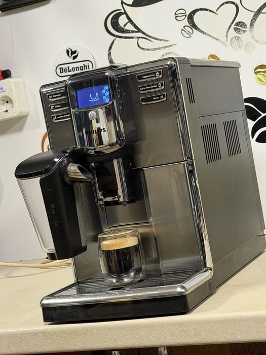 Кафемашина кафе автомат Philips Incanto Latte go с гаранция