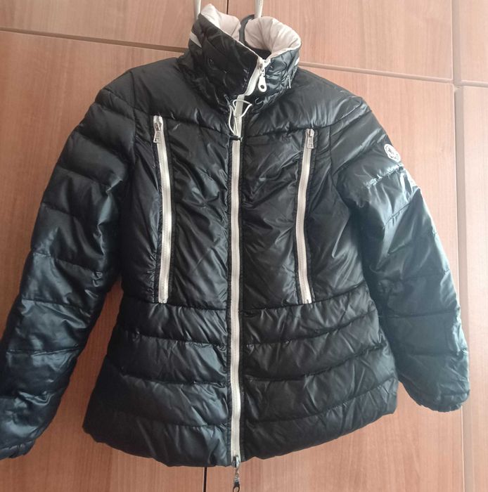 Яке Moncler Xs размер намалено!