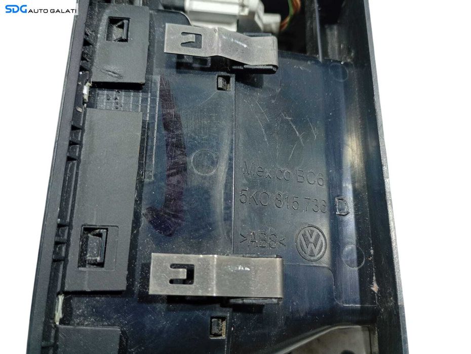 Grila Grile Ventilatie Aerisire Centrala Volkswagen Golf 6 2008 - 2013 Cod 5K0815735D 5K0815736D [L6234]