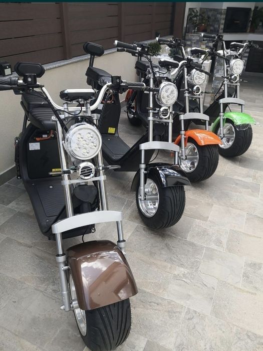 Scuter electric nou cu baterie detașabila