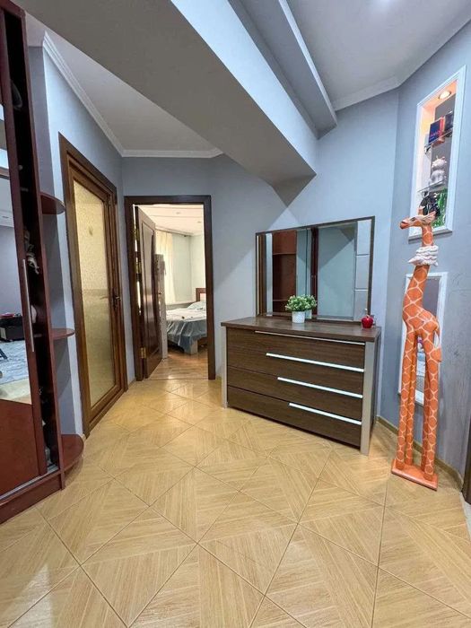 Квартира 2/4/5 Ц-1, Садык Азимова
Ориентир: Японское посольство