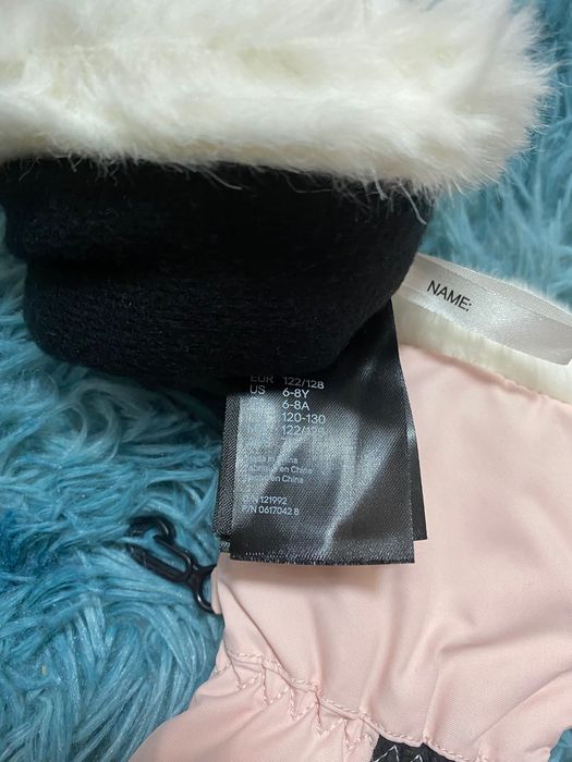 Лот за момиче . Ново тениска суитчър LC Waikiki. Рокля ръкавици  H&M.