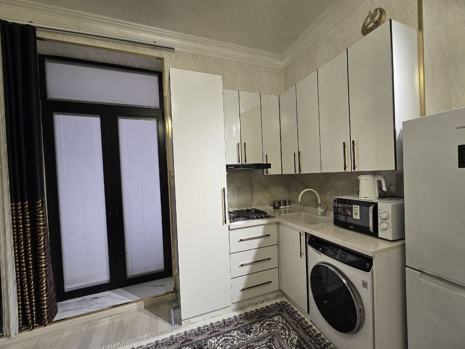 Новза хамза метро новос. Голд. Хауз. 1/2/7. Семья