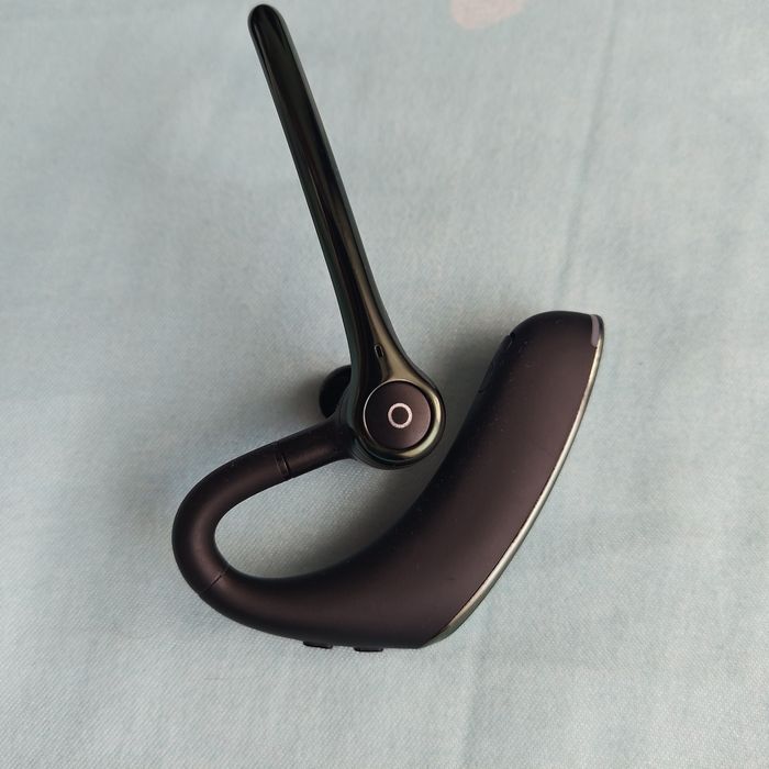 Casca wireless bluetooth F910 cu 2 microfoane eliminare zgomot de fond utilizare pe 2 dispozitive simultan 16 ore de autonomie