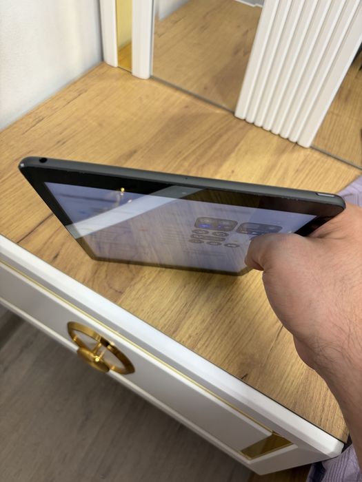 Ipad 7 32 GB LLA 98% Battery