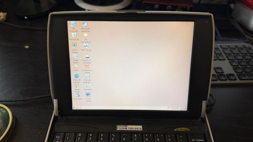 Psion Netbook Pro - рядък ретро компютър