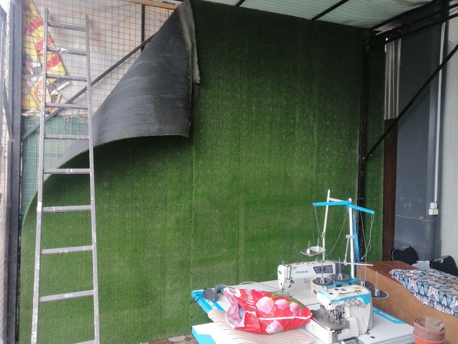 Искусственный газон сотилади