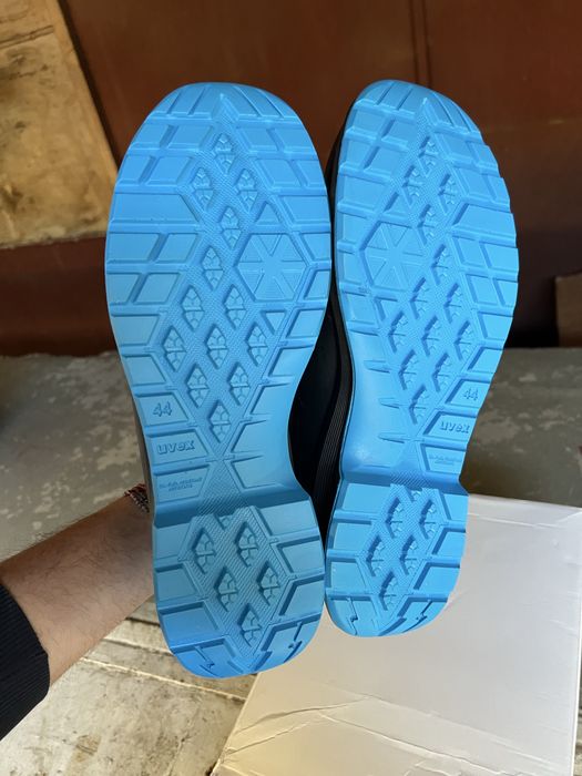 Vand pantofi protectie Uvex marimea 44