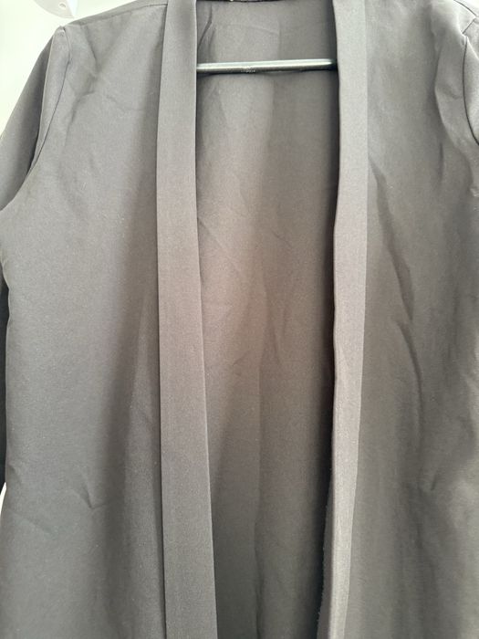 Черный красивый пиджак