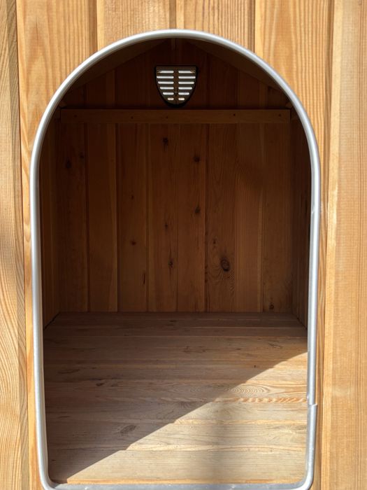 Кучешка къща разглобяема Ferplast