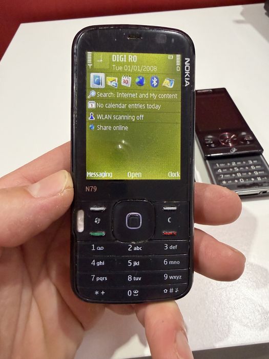 Nokia N79 N82 Sony Ericsson W715 de Piese