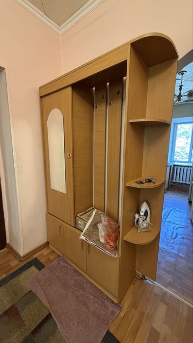 Отдам даром старинную мебель