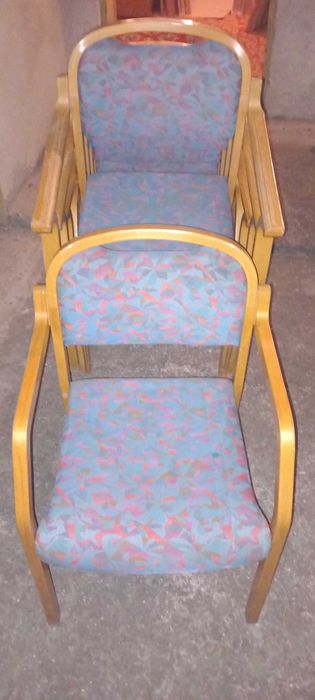 Vand scaune comode in stare foarte buna