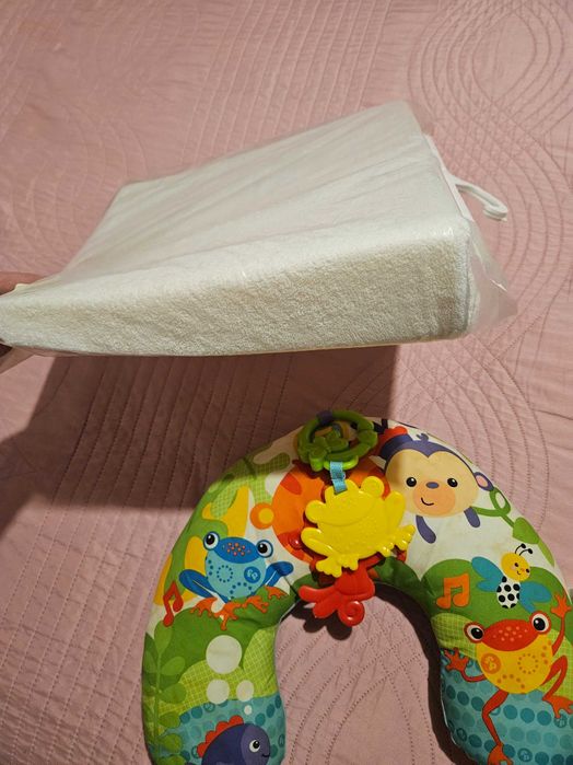 Продавам 2 възглавнички за бебе