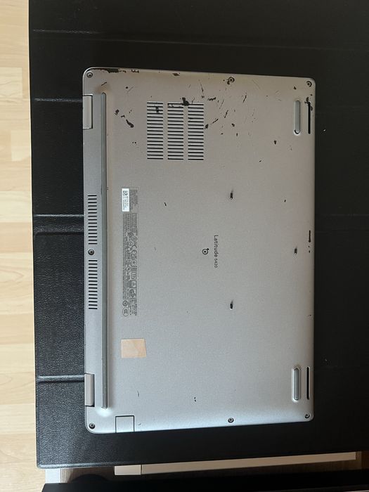 Laptop Dell Latitude 5420 i5/16gb Ram/ SSD 256 + docking station