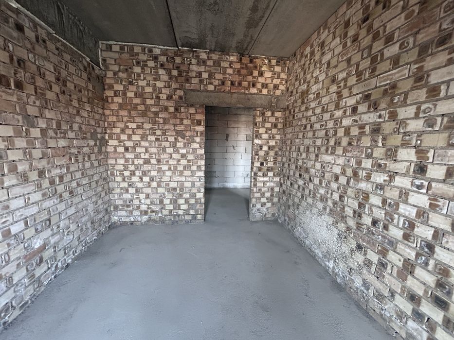 Квартира новостройка восьмой этаж коробка