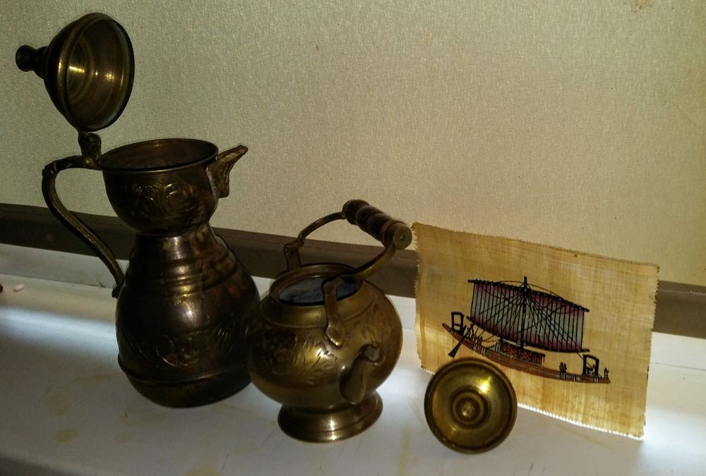 Арабски сет. Египет. Чайници и папирус.